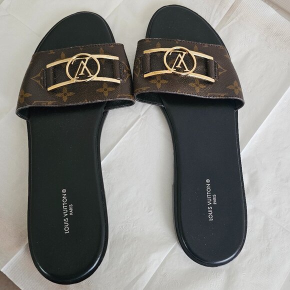 Authentic Louis Vuitton Monogram Slides - Size 11 - Picture 1 of 5